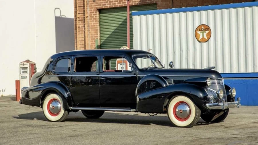 1939 Cadillac Series 70 & 75 - Image 8 of 26