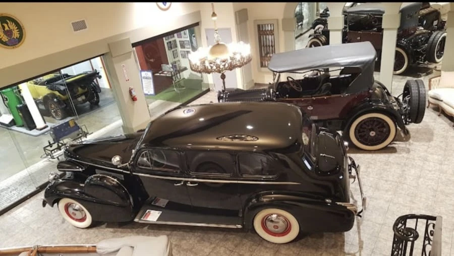 1939 Cadillac Series 70 & 75 - Image 24 of 26