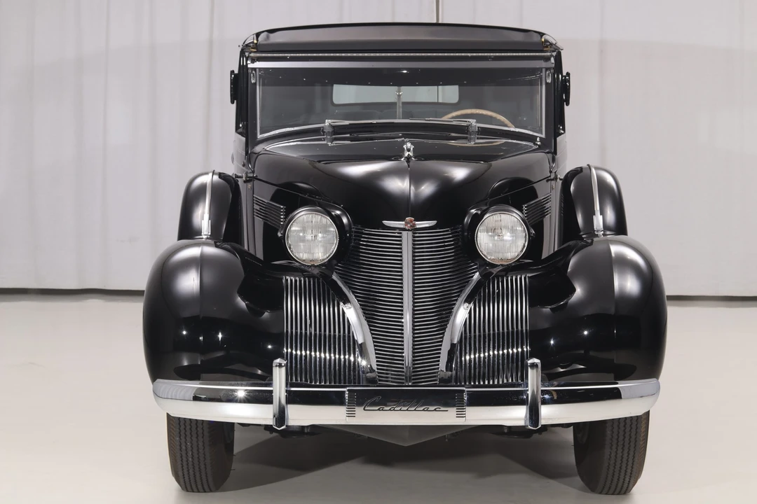 1939 Cadillac Series 70 & 75 - Image 3 of 31