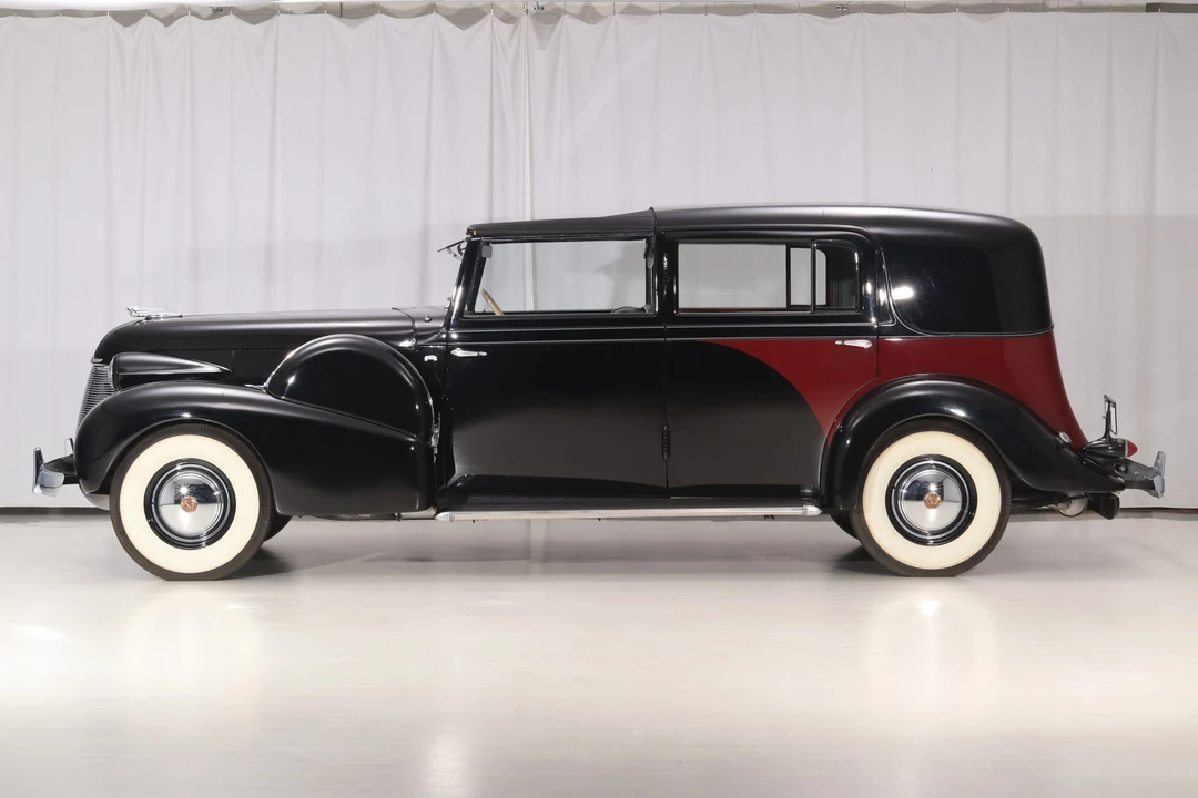 1939 Cadillac Series 70 & 75 - Image 9 of 31