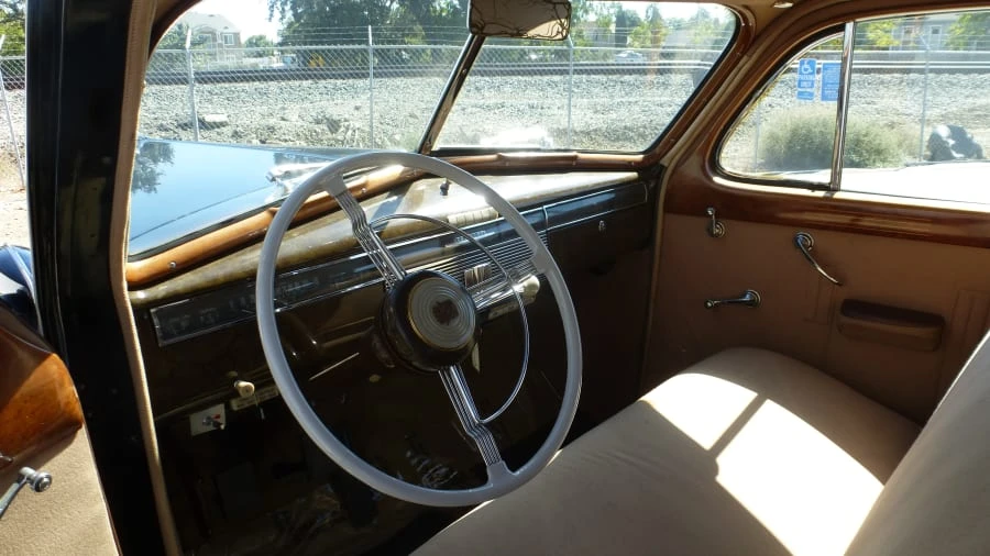 1939 Cadillac Series 70 & 75 - Image 4 of 11