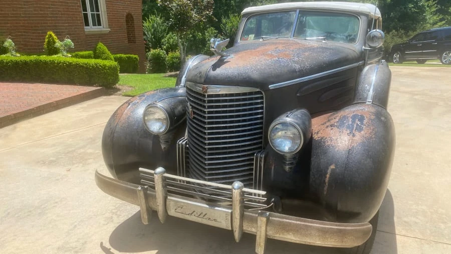 1939 Cadillac Series 70 & 75 - Image 10 of 14