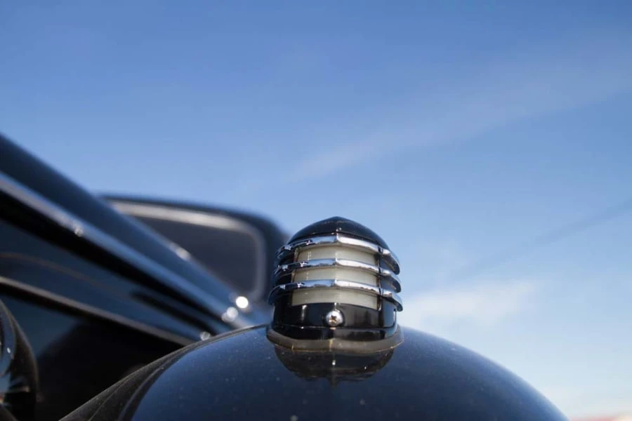 1939 Cadillac Series 70 & 75 - Image 10 of 12