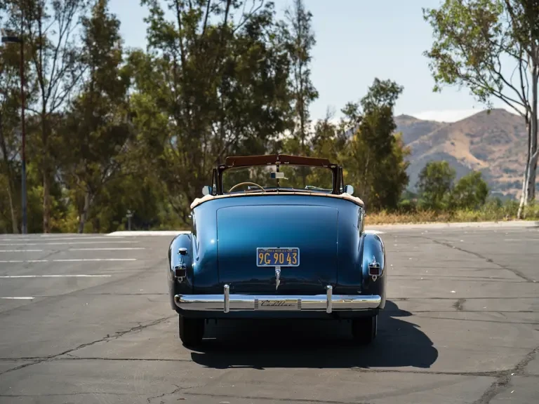1939 Cadillac Series 70 & 75 - Image 10 of 31