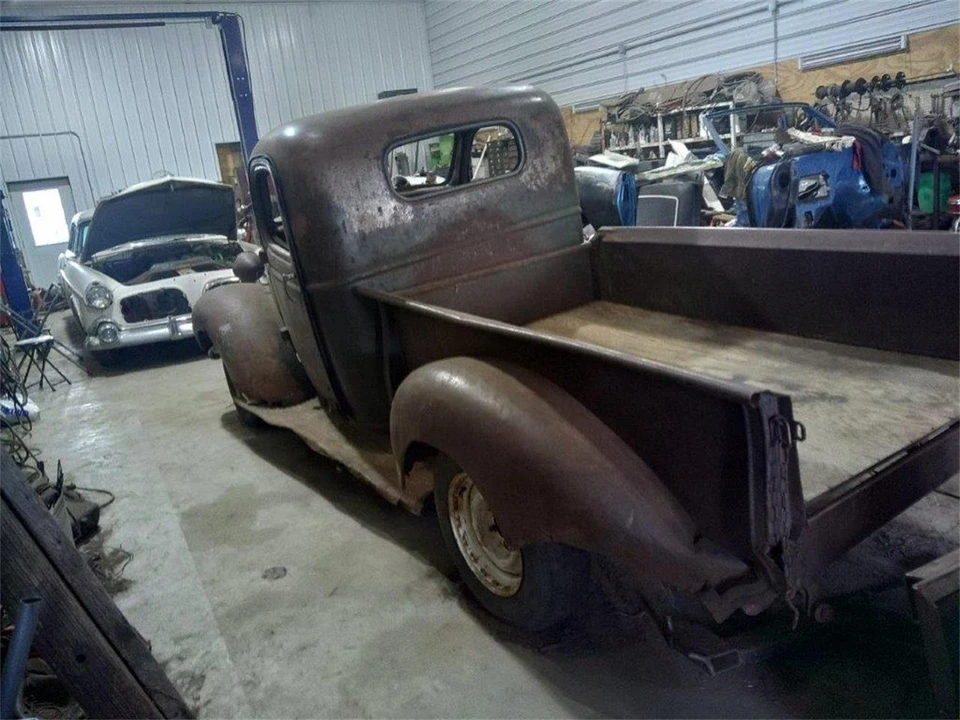 1939 Chevrolet Pickup 2nd Gen - Image 6 of 17