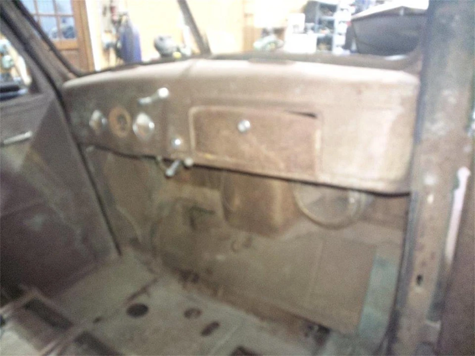 1939 Chevrolet Pickup 2nd Gen - Image 14 of 17