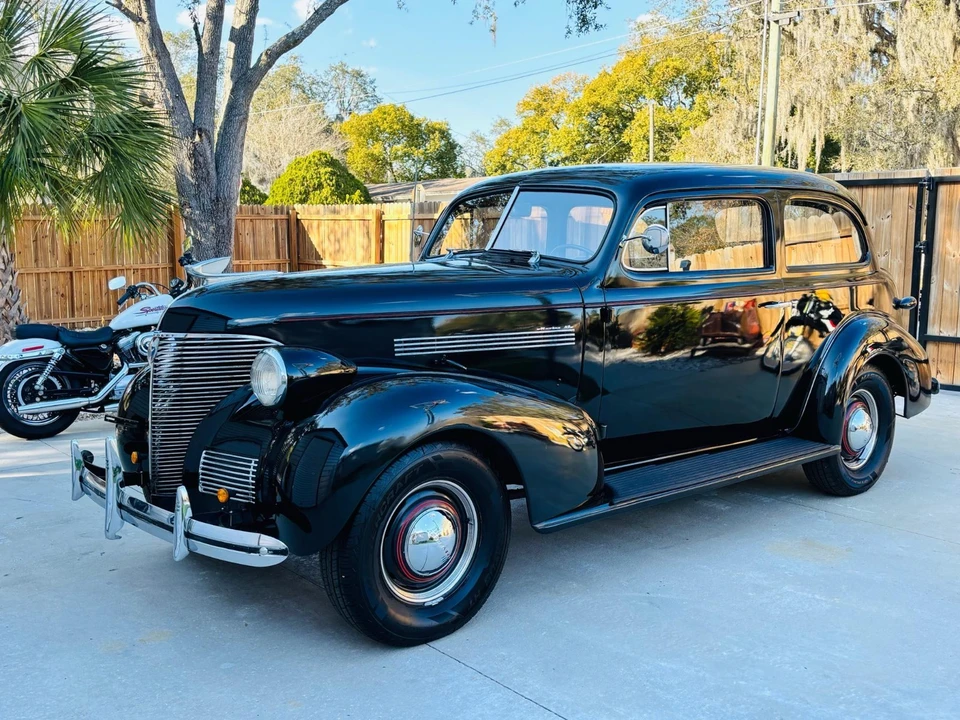 1939 Chevrolet Standard & Master & Master Deluxe & Special Deluxe - Image 3 of 21