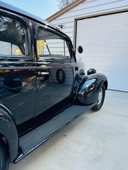 1939 Chevrolet Standard & Master & Master Deluxe & Special Deluxe - Image 17 of 21