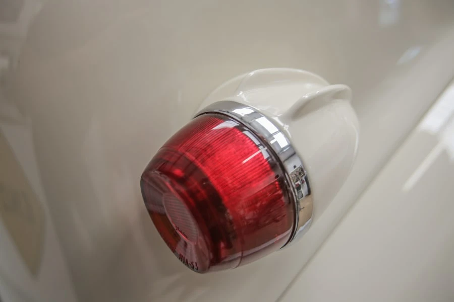 1939 Chevrolet Standard & Master & Master Deluxe & Special Deluxe - Image 9 of 25