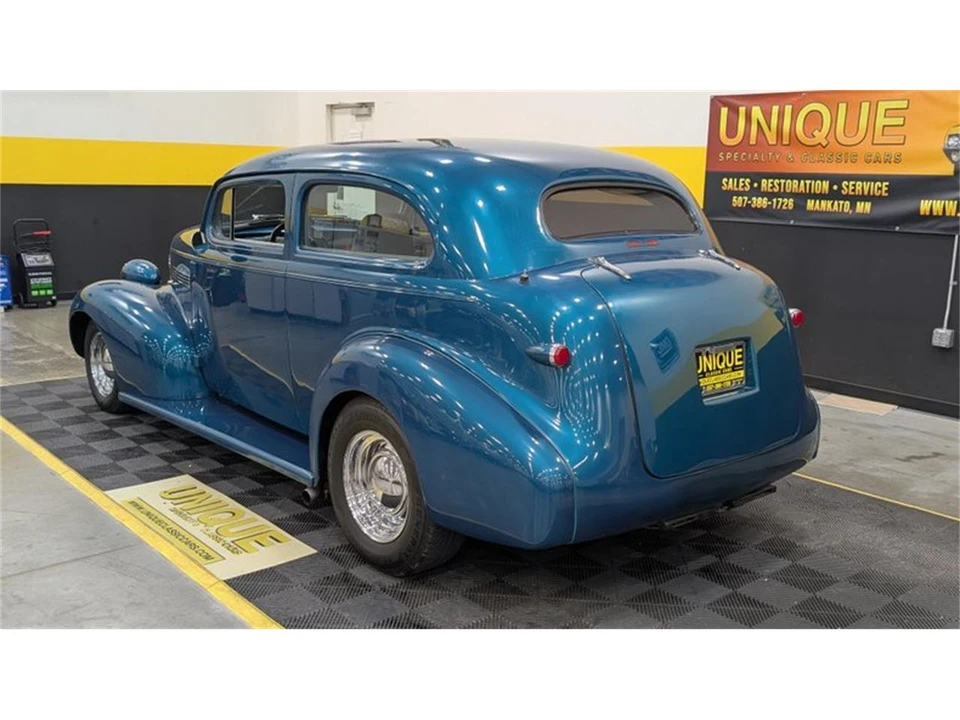 1939 Chevrolet Standard & Master & Master Deluxe & Special Deluxe - Image 4 of 10