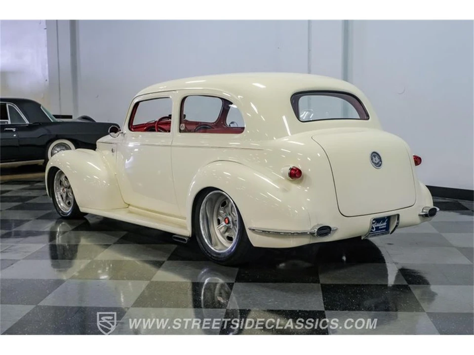 1939 Chevrolet Standard & Master & Master Deluxe & Special Deluxe - Image 9 of 31