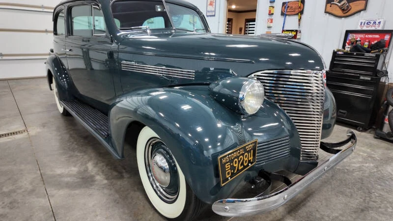 1939 Chevrolet Standard & Master & Master Deluxe & Special Deluxe - Image 2 of 24