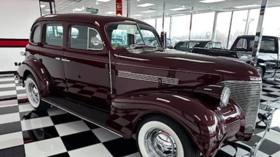1939 Chevrolet Standard & Master & Master Deluxe & Special Deluxe - Image 3 of 13