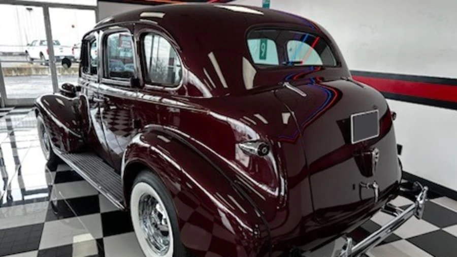 1939 Chevrolet Standard & Master & Master Deluxe & Special Deluxe - Image 2 of 13