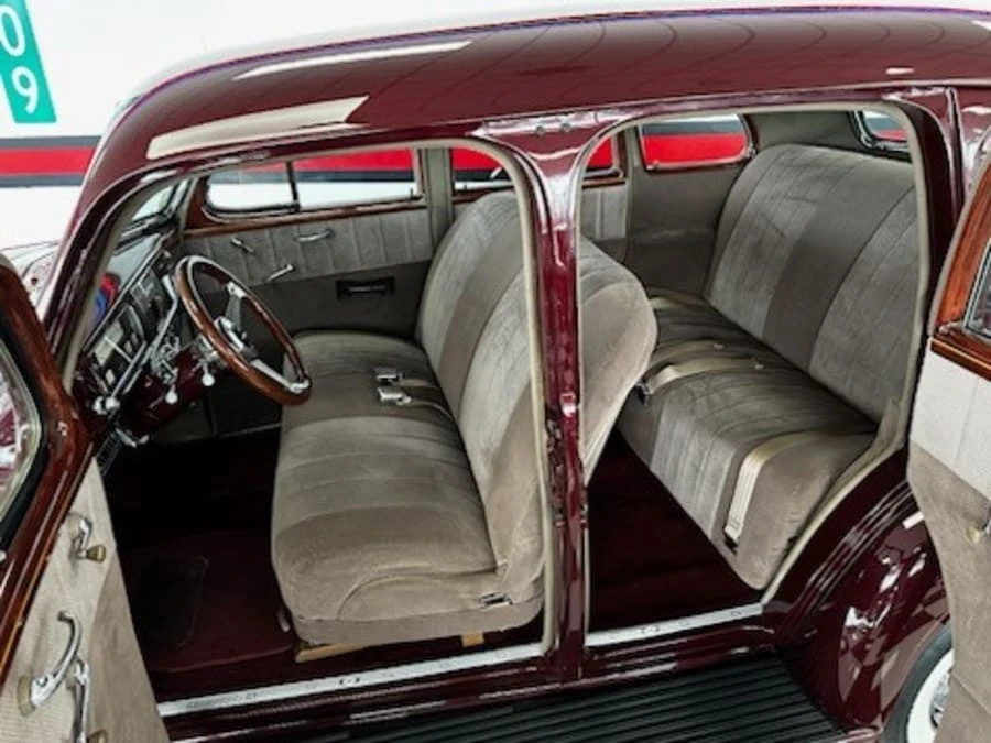1939 Chevrolet Standard & Master & Master Deluxe & Special Deluxe - Image 9 of 13