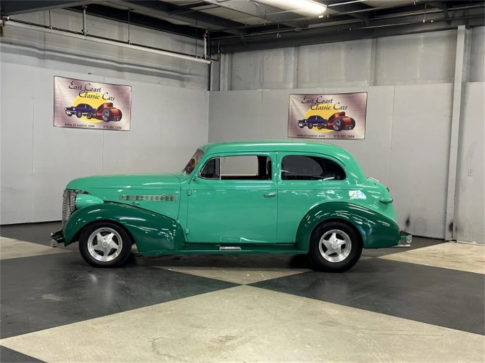1939 Chevrolet Standard & Master & Master Deluxe & Special Deluxe - Image 2 of 31