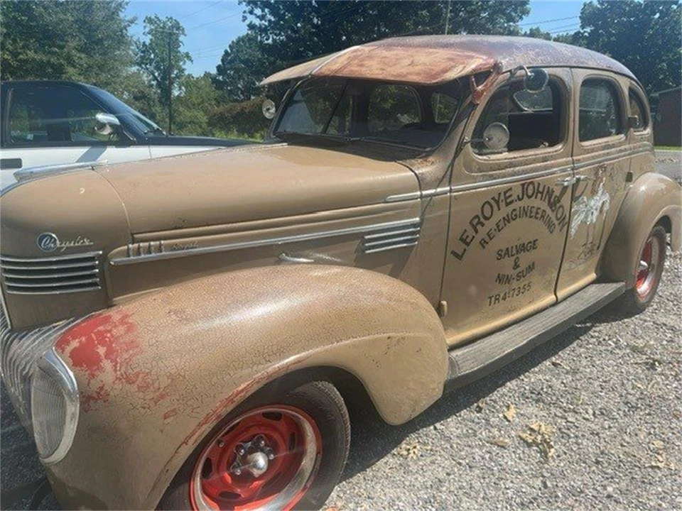 1939 Chrysler Windsor - Image 3 of 12