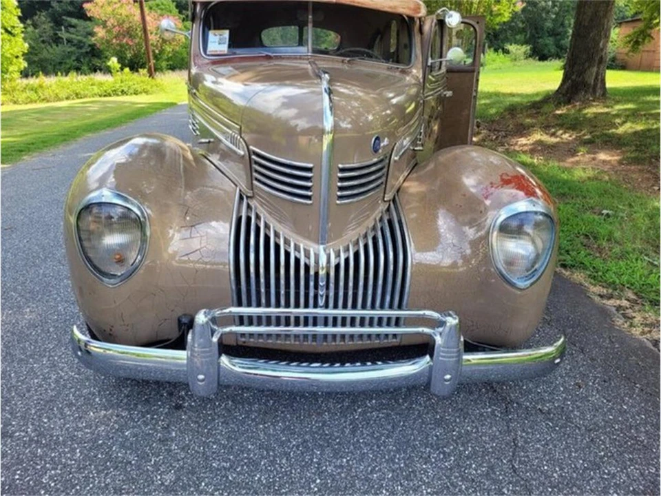 1939 Chrysler Windsor - Image 2 of 12
