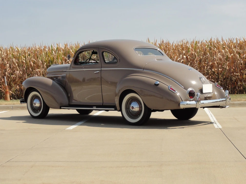 1939 Chrysler Windsor - Image 9 of 31