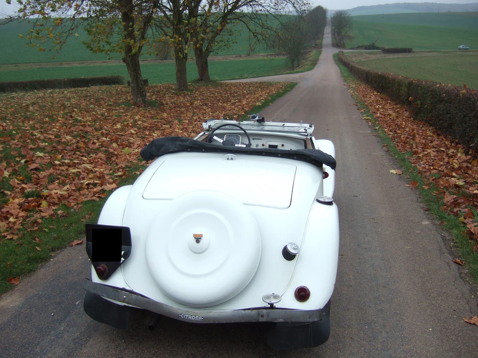 1939 Citroen Traction Avant - Image 5 of 9