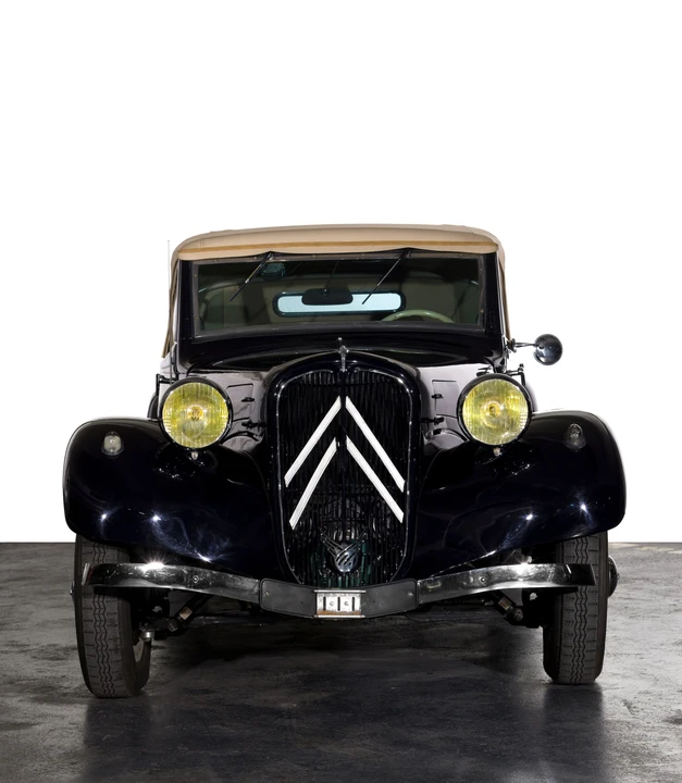 1939 Citroen Traction Avant - Image 2 of 18
