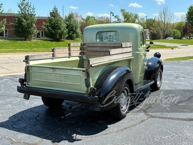 1939 Dodge T/V/W Series - Image 3 of 17
