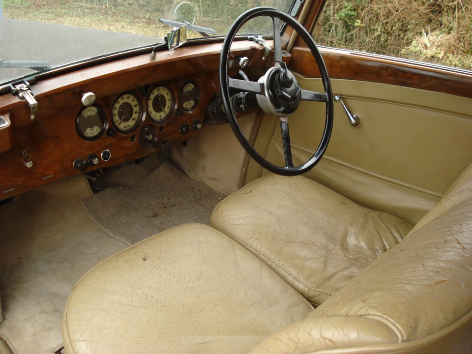 1939 Daimler - Image 4 of 8