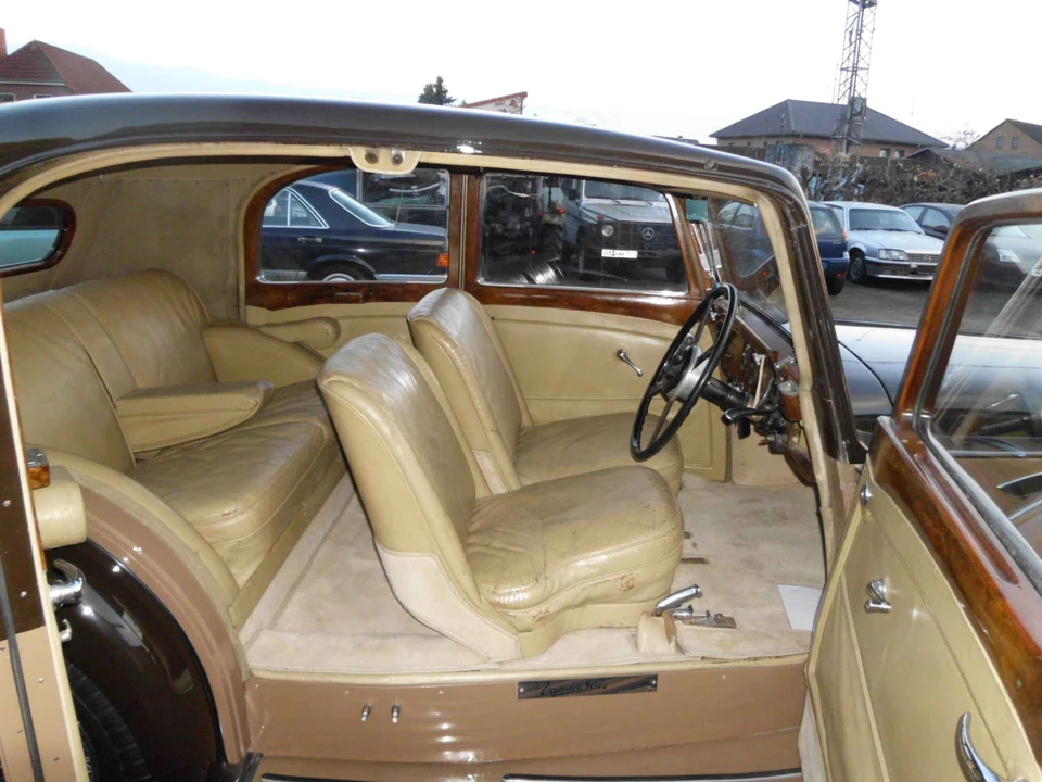 1939 Daimler - Image 4 of 16