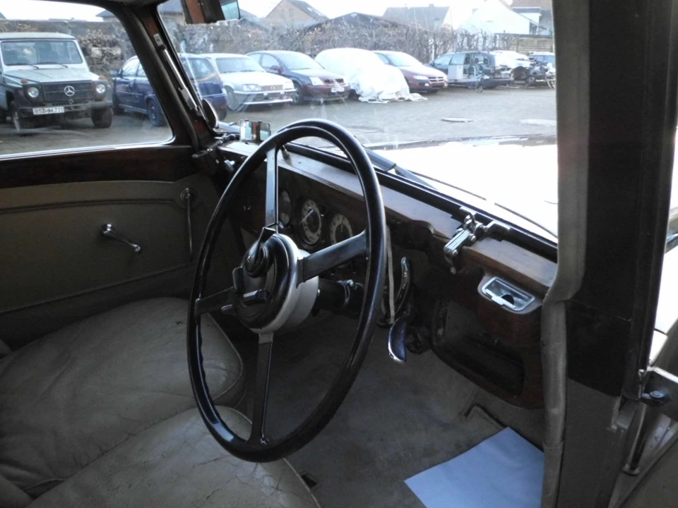 1939 Daimler - Image 8 of 16