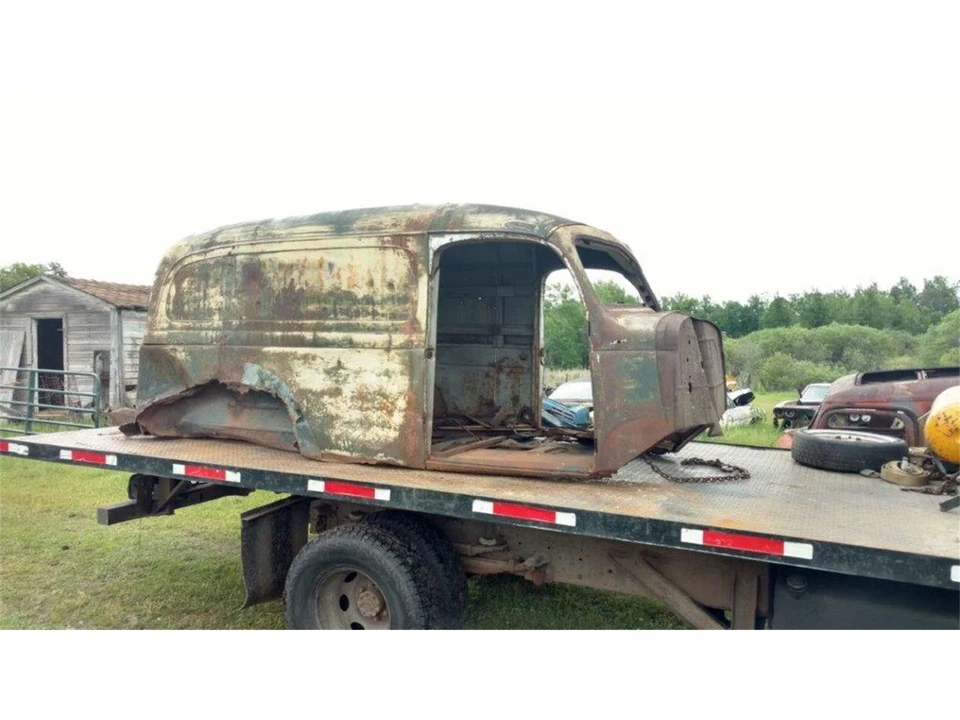 1939 Dodge T/V/W Series - Image 6 of 9