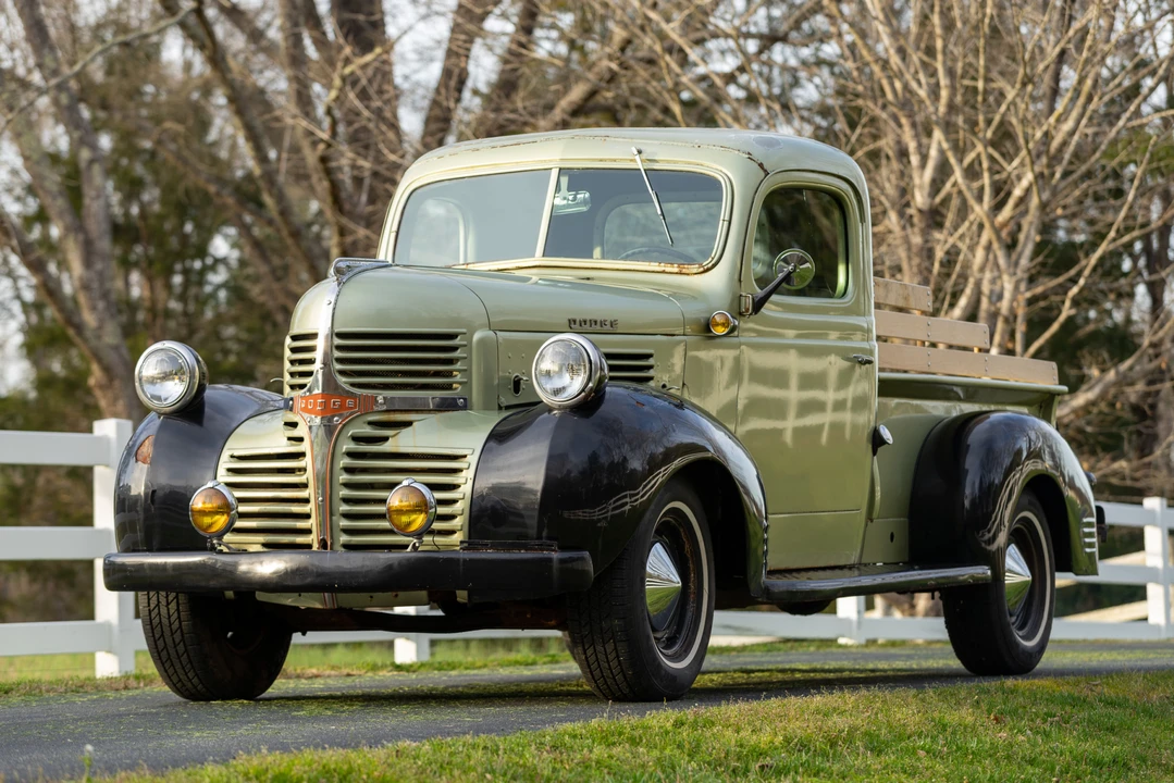 1939 Dodge T/V/W Series - Image 3 of 31