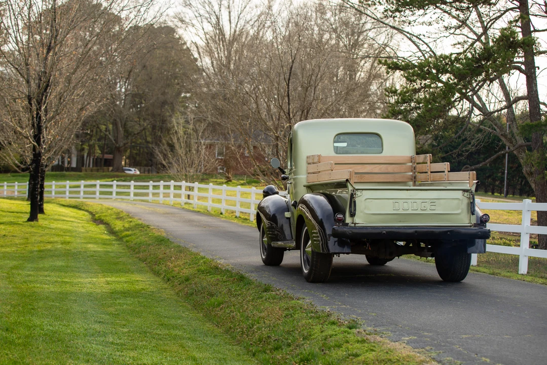 1939 Dodge T/V/W Series - Image 10 of 31