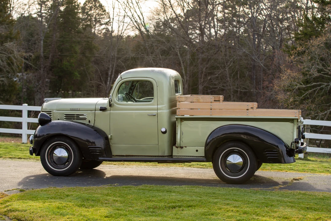 1939 Dodge T/V/W Series - Image 6 of 31
