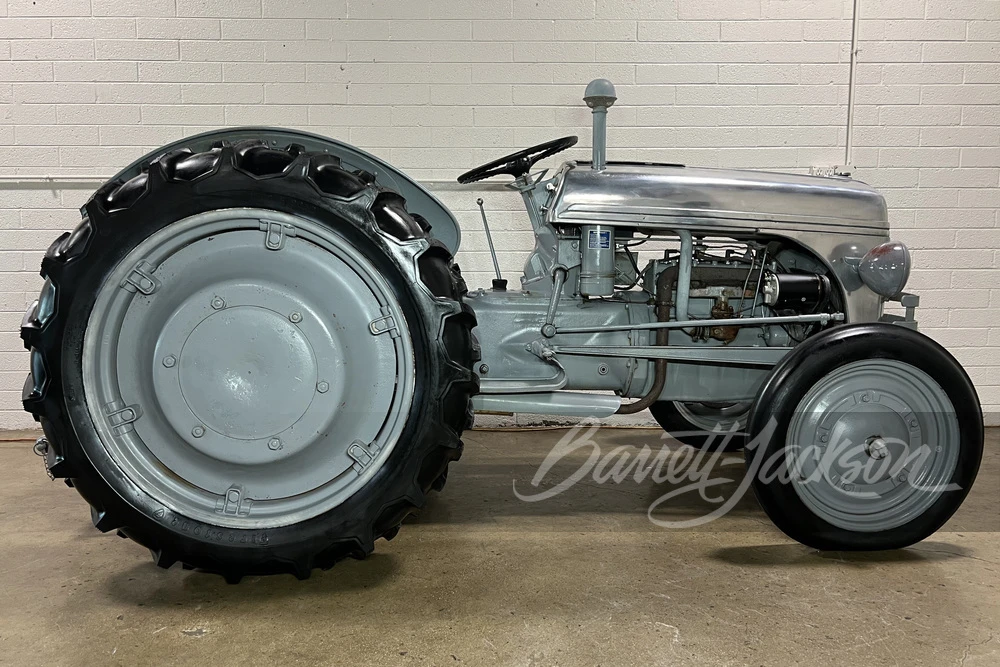1939 Ford Tractor - Image 11 of 22