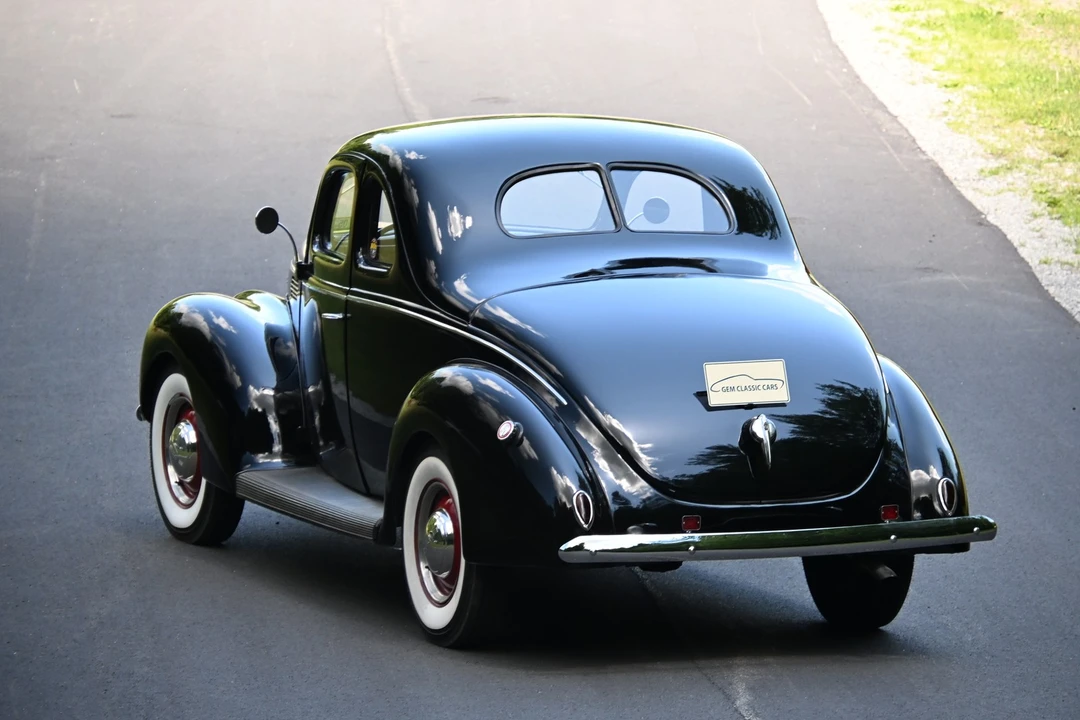 1939 Ford Standard & Deluxe & Super Deluxe - Image 10 of 31