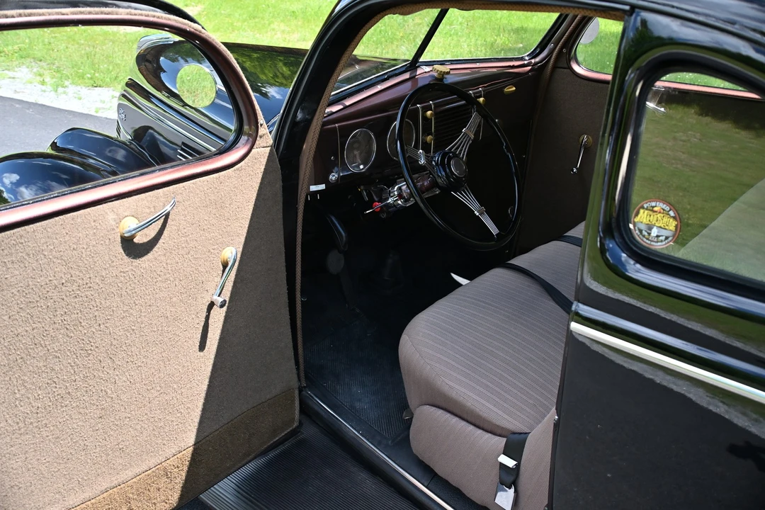 1939 Ford Standard & Deluxe & Super Deluxe - Image 3 of 31