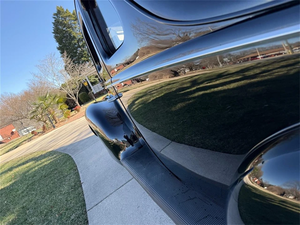 1939 Ford Standard & Deluxe & Super Deluxe - Image 13 of 31