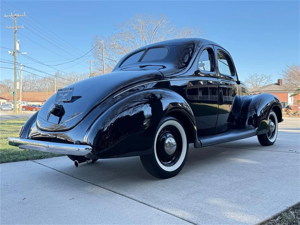 1939 Ford Standard & Deluxe & Super Deluxe - Image 24 of 31