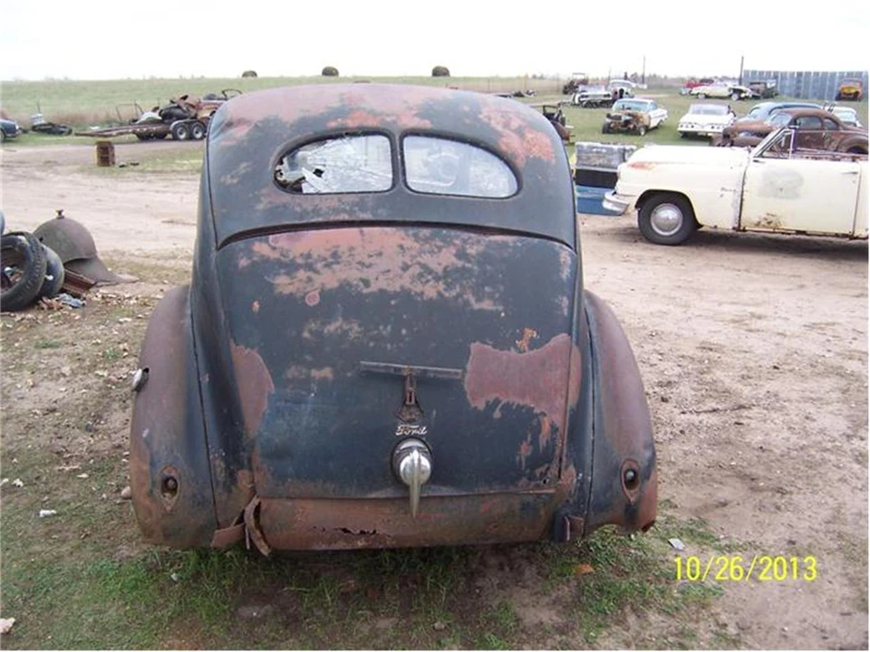 1939 Ford Standard & Deluxe & Super Deluxe - Image 4 of 9