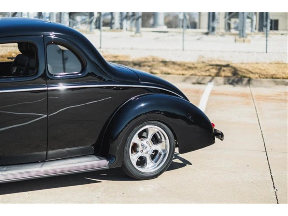 1939 Ford Standard & Deluxe & Super Deluxe - Image 6 of 31