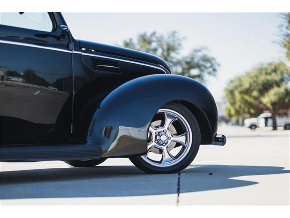 1939 Ford Standard & Deluxe & Super Deluxe - Image 15 of 31