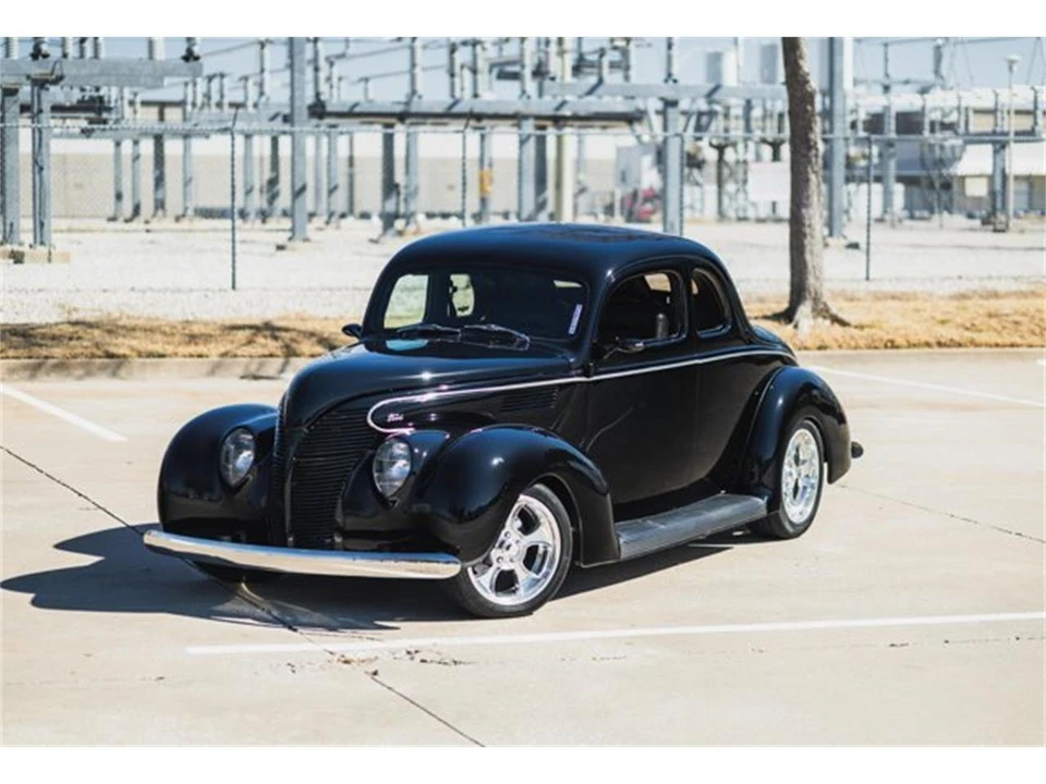 1939 Ford Standard & Deluxe & Super Deluxe - Image 2 of 31
