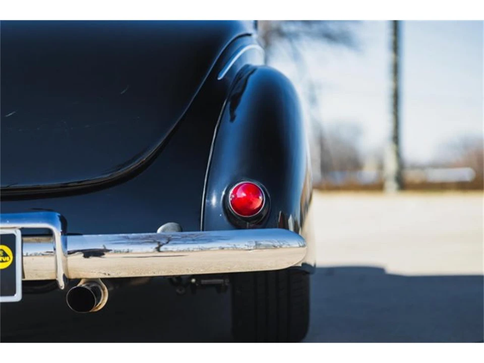 1939 Ford Standard & Deluxe & Super Deluxe - Image 23 of 31