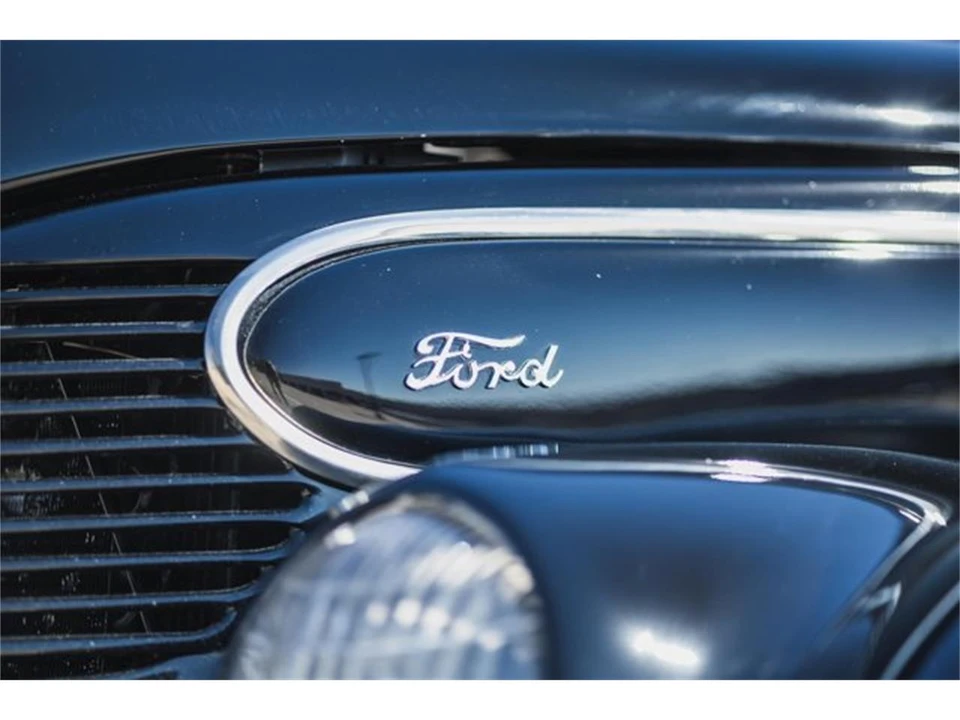 1939 Ford Standard & Deluxe & Super Deluxe - Image 8 of 31