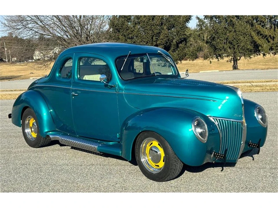 1939 Ford Standard & Deluxe & Super Deluxe - Image 2 of 15