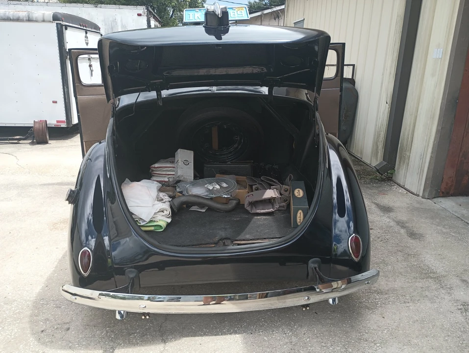 1939 Ford Standard & Deluxe & Super Deluxe - Image 10 of 31