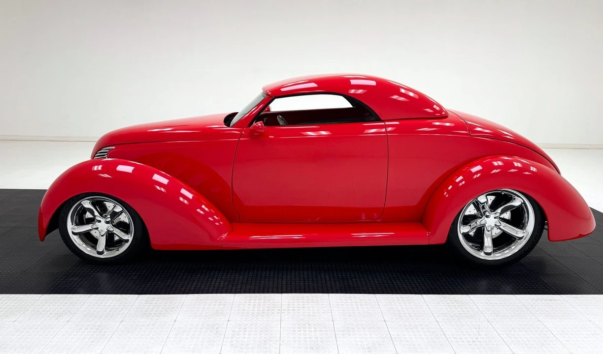 1939 Ford Standard & Deluxe & Super Deluxe - Image 2 of 31