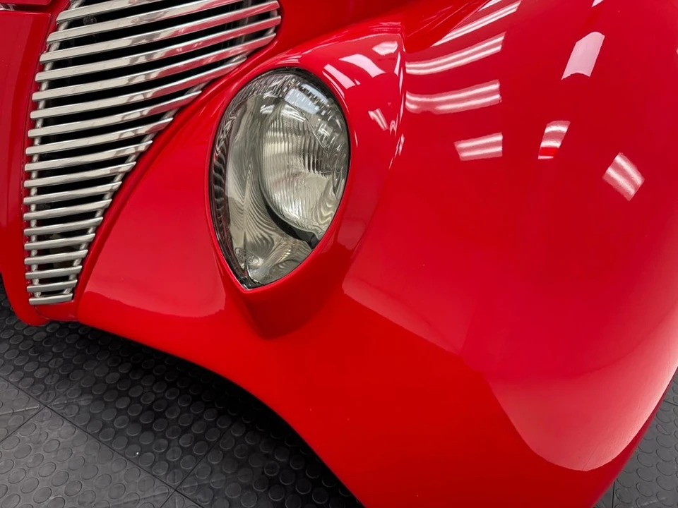 1939 Ford Standard & Deluxe & Super Deluxe - Image 10 of 31