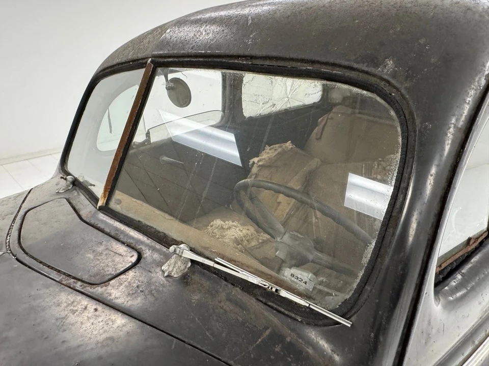 1939 Ford Standard & Deluxe & Super Deluxe - Image 15 of 21