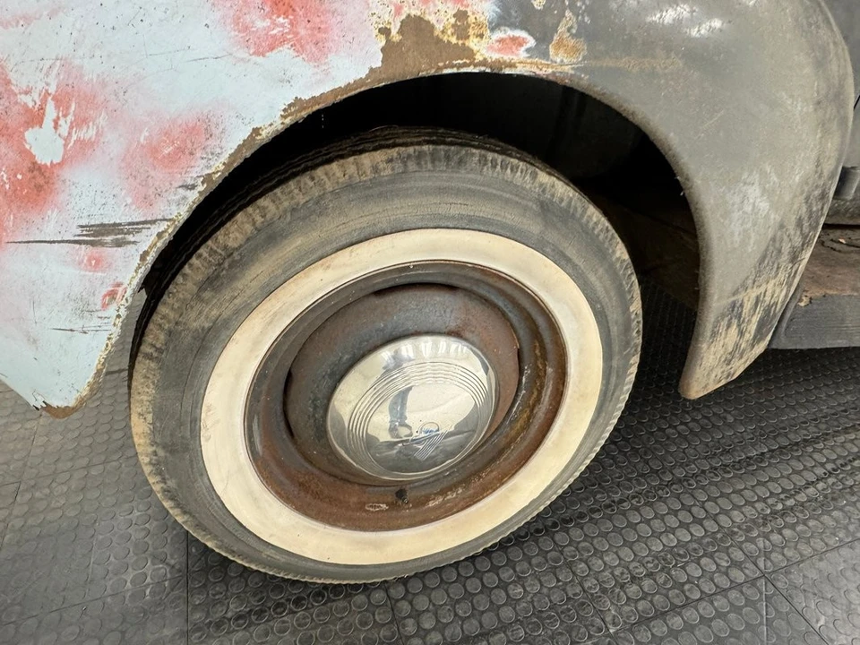 1939 Ford Standard & Deluxe & Super Deluxe - Image 13 of 21